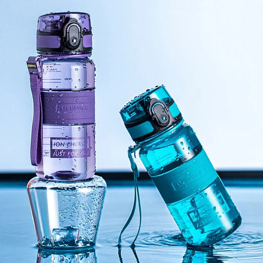 <h2>Uzspace Garrafas de Água Esportivas – Portáteis, BPA Free, 350ml e 500ml para Crianças e Casais</h2>