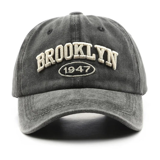 <h2>Boné Bordado Brooklyn Retro – Algodão Ajustável Unissex para Streetwear, Hip Hop e Uso ao Ar Livre</h2>