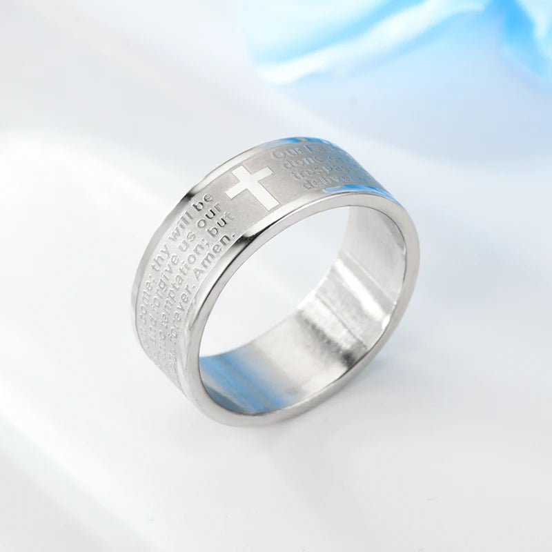 <h2>Anel Cristão em Titânio 8mm – Cruz da Bíblia com Inscrição em Inglês para Homens e Mulheres</h2>