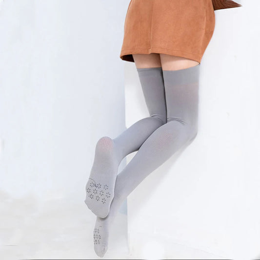 <h2>Meias Longas Antiderrapantes para Mulheres – Meias Altas de Cor Sólida para Yoga e Fitness em Ambientes Internos</h2>