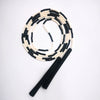 <h2>Corda de Pular NEVERTOOLATE com Contas de PVC – Amarela e Preta, 3m de Comprimento</h2>