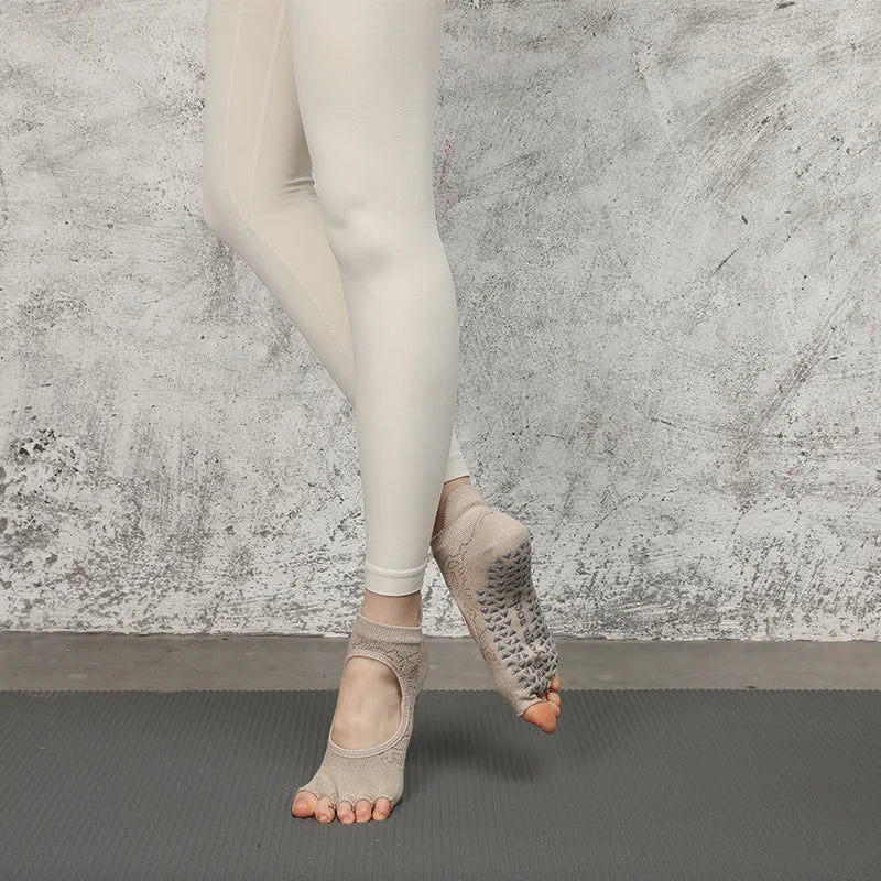 <h2>Meias Finas de Algodão Antiderrapantes para Yoga – Meias Profissionais com Cinco Dedos para Pilates, Dança e Fitness</h2>