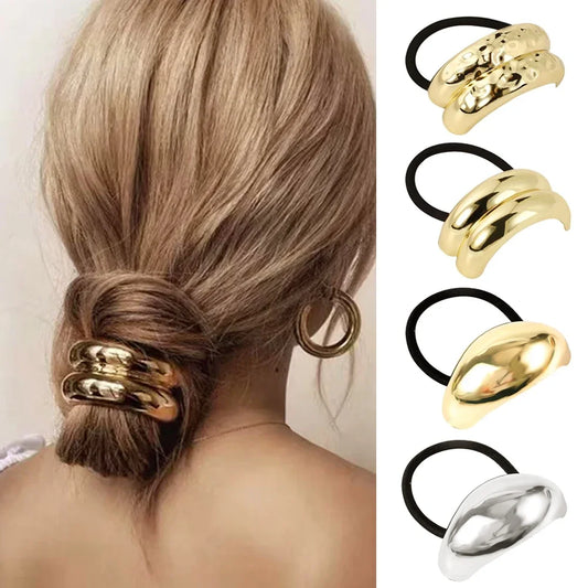 <h2>Laço de Cabelo Feminino com Pingentes Geométricos – Elástico de Borracha com Detalhes em Ouro e Prata</h2>