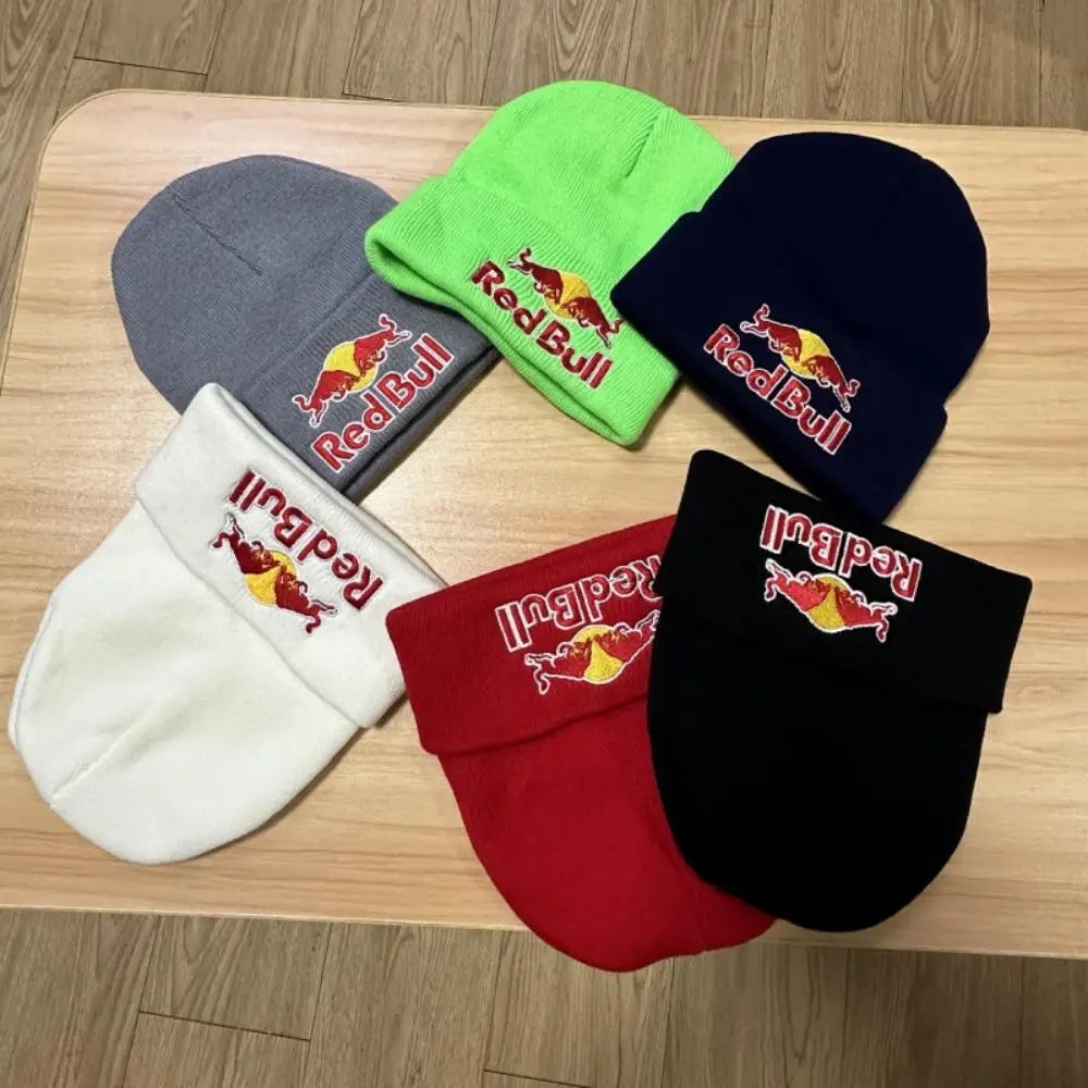 <h2>Gorro Unissex Red Bull – Boné de Malha Casual e Quente para o Inverno com 6 Cores Disponíveis</h2>