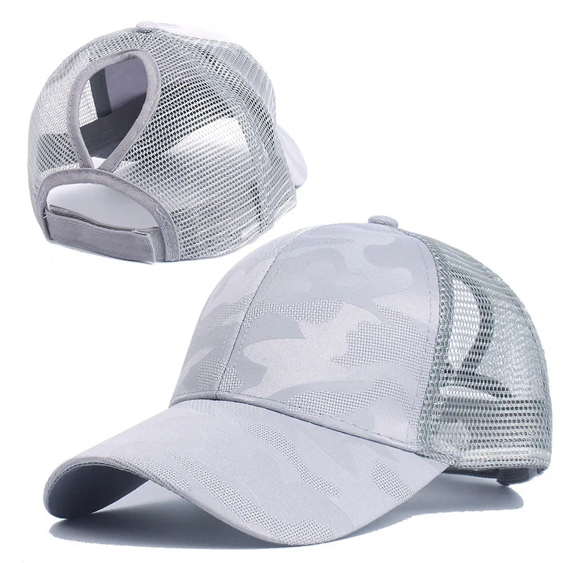 <h2>Boné Feminino Snapback Camuflado 2024 – Modelo Trucker com Tela, Abertura para Rabo de Cavalo e Estilo Despojado</h2>