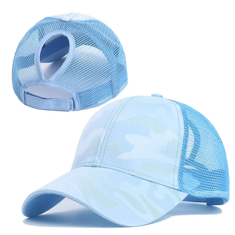 <h2>Boné Feminino Snapback Camuflado 2024 – Modelo Trucker com Tela, Abertura para Rabo de Cavalo e Estilo Despojado</h2>
